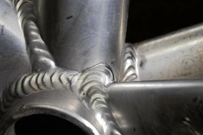 предотвратить образование трещин