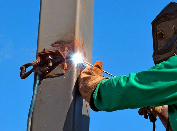 Ручная дуговая сварка